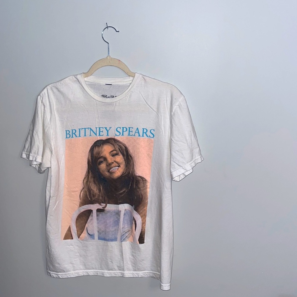 Men’s size medium Britney Spears tee shirt.